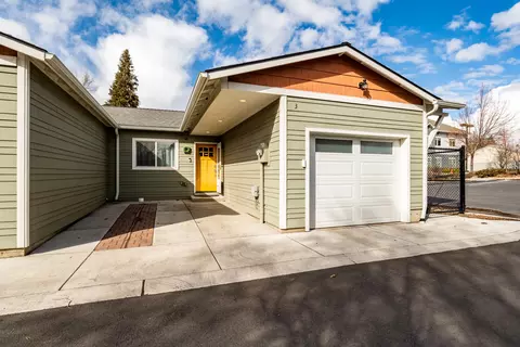 1738 NE 4th St #3, Bend, OR 97701 photo 3