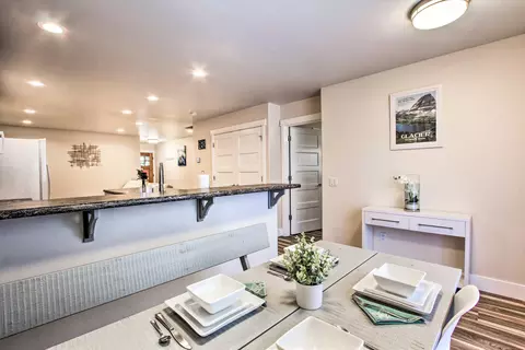 Dining - 1738 NE 4th St #2, Bend, OR 97701 photo 1 of 3
