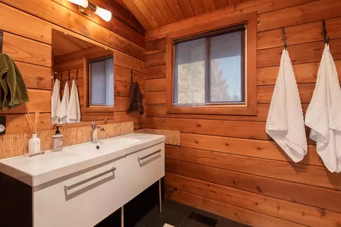 18955 Pinehurst Rd, Bend, OR 97703 photo 16
