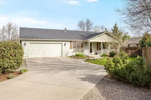 1909 Erin Way, Medford, OR 97501
