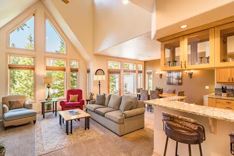 57074 Peppermill Cir #33-G, Sunriver, OR 97707