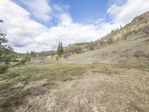 0 Highway 140, Eagle Point, OR 97524