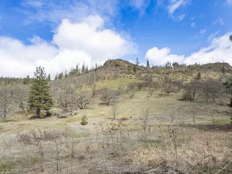0 Highway 140, Eagle Point, OR 97524 photo 2