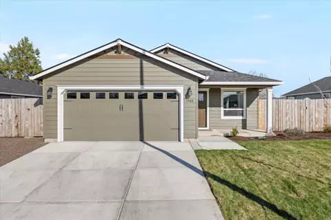 7968 Jacqueline Way, White City, OR 97503