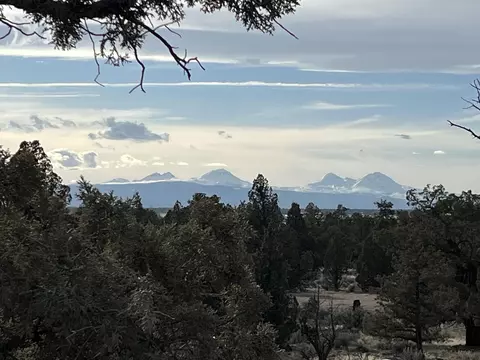 23608 SW Starshine Ln, Bend, OR 97701
