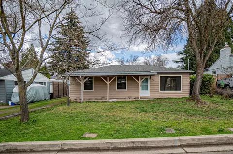 710 Faith Ave, Ashland, OR 97520