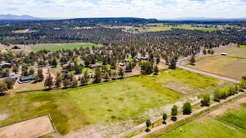 65833 Cori Way, Bend, OR 97703 photo 34
