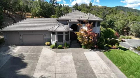 1285 NW Cooke Ave, Grants Pass, OR 97526