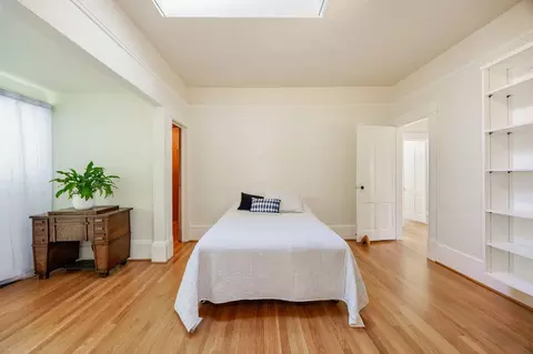 Bedroom - 102 Granite St, Ashland, OR 97520 photo 1 of 8