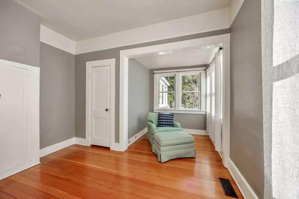 Bedroom - 102 Granite St, Ashland, OR 97520 photo 5 of 8