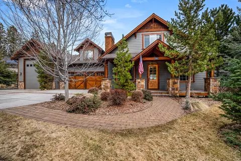 3124 NW Shevlin Meadow Dr, Bend, OR 97703