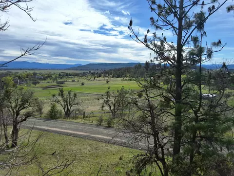 526 Wedgewood Dr, Eagle Point, OR 97524 photo 57