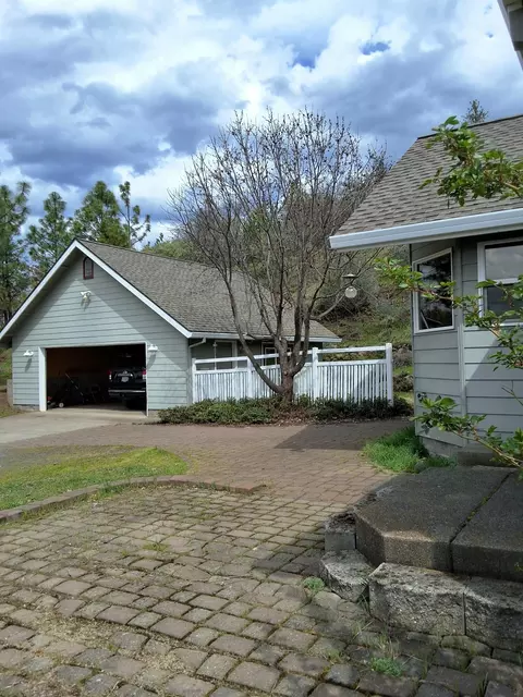 526 Wedgewood Dr, Eagle Point, OR 97524 photo 55