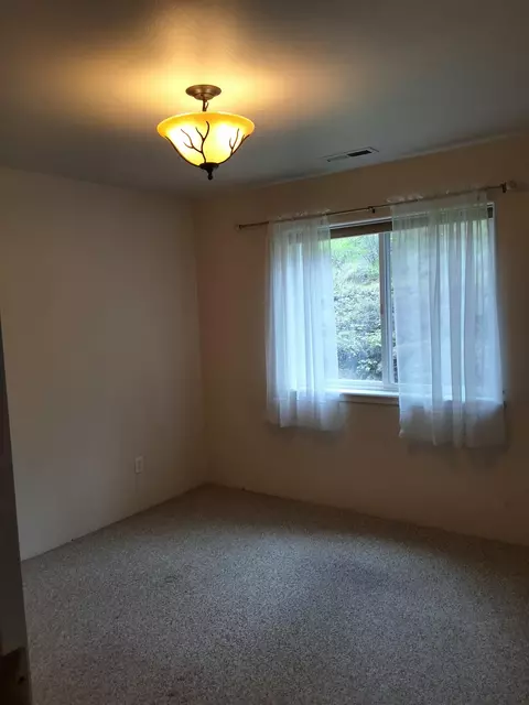 526 Wedgewood Dr, Eagle Point, OR 97524 photo 35