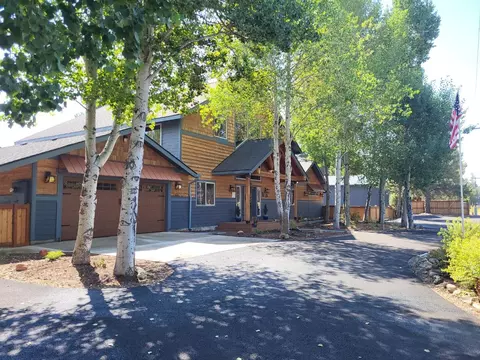 Exterior - 53010 Bridge Dr, La Pine, OR 97739 photo 3 of 11