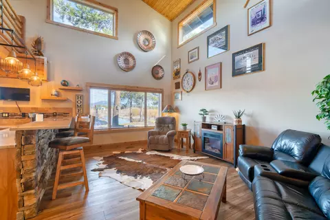 Living - 53010 Bridge Dr, La Pine, OR 97739 photo 1 of 4