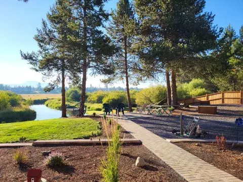 Exterior - 53010 Bridge Dr, La Pine, OR 97739 photo 7 of 11