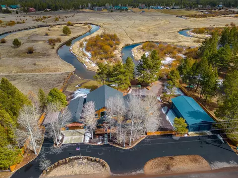 View/Area - 53010 Bridge Dr, La Pine, OR 97739 photo 7 of 12