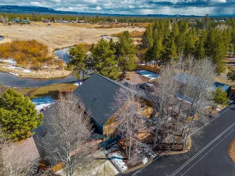 View/Area - 53010 Bridge Dr, La Pine, OR 97739 photo 10 of 12