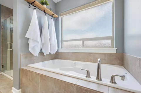 61048 Manhae Loop, Bend, OR 97702 photo 29