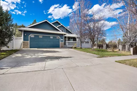 1549 Glacier Ridge Rd, Bend, OR 97701