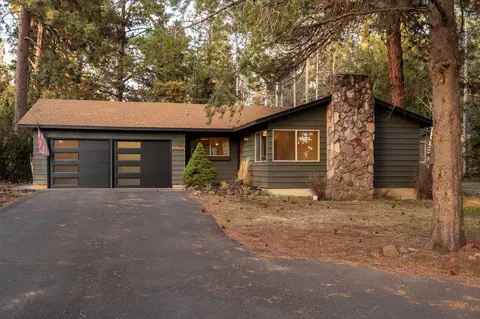 20356 Shahala Ct, Bend, OR 97702