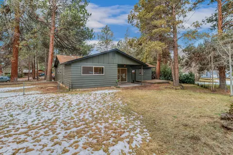 Exterior - 20356 Shahala Ct, Bend, OR 97702 photo 6 of 7
