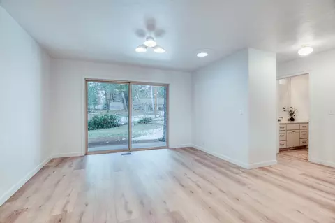 Bedroom - 20356 Shahala Ct, Bend, OR 97702 photo 1 of 6