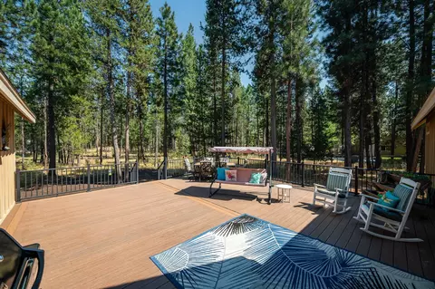 Exterior - 56072 Remington Dr, Bend, OR 97707 photo 3 of 3