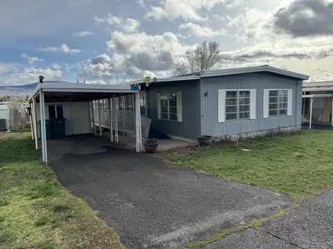 2241 Greensprings Dr # 77, Klamath Falls, OR 97601