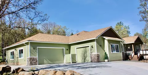 6620 Dunlin Ln, Klamath Falls, OR 97601