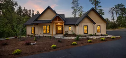 3340 Redwood Hwy, Grants Pass, OR 97527