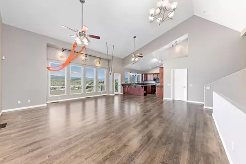 454 Elm St, Phoenix, OR 97535 photo 11