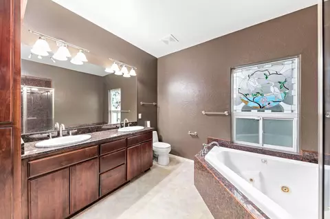 454 Elm St, Phoenix, OR 97535 photo 25