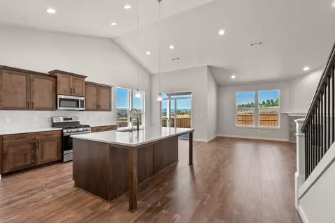 1273 Stonegate Dr #477, Eagle Point, OR 97524 photo 6