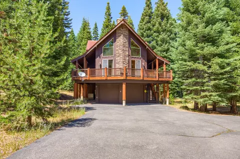 8036 Toboggan Cir, Klamath Falls, OR 97601