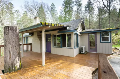 3631 Helms Rd, Grants Pass, OR 97527