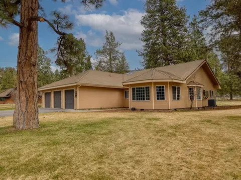 3561 Seutter Pl, Klamath Falls, OR 97603