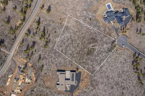 19005 Timber Ridge Ct, Bend, OR 97703 photo 9