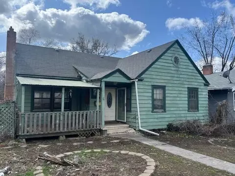 1944 Auburn St, Klamath Falls, OR 97601