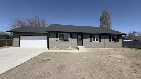 5583 Winterfield Way, Klamath Falls, OR 97603
