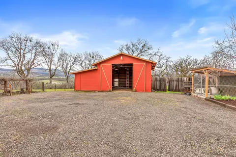 446 Ayres Rd, Eagle Point, OR 97524 photo 43