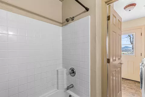 446 Ayres Rd, Eagle Point, OR 97524 photo 24
