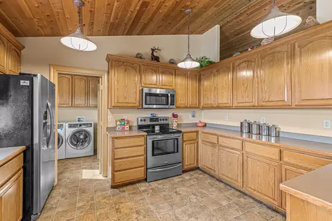 446 Ayres Rd, Eagle Point, OR 97524 photo 20