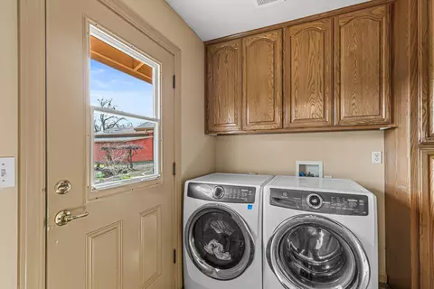 446 Ayres Rd, Eagle Point, OR 97524 photo 22
