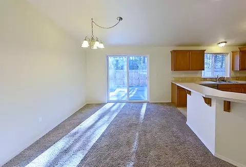 Living - 56234 Black Duck Rd, Bend, OR 97707 photo 4 of 4
