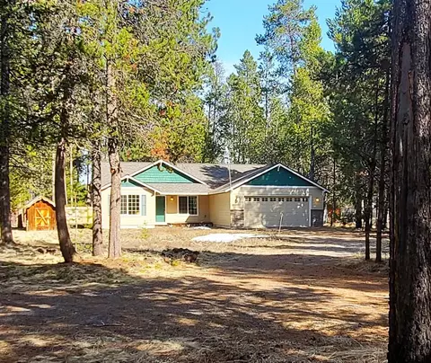 Exterior - 56234 Black Duck Rd, Bend, OR 97707 photo 2 of 4