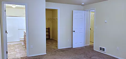Bedroom - 56234 Black Duck Rd, Bend, OR 97707 photo 6 of 6