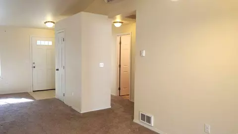 Entry Way - 56234 Black Duck Rd, Bend, OR 97707 photo 1 of 2