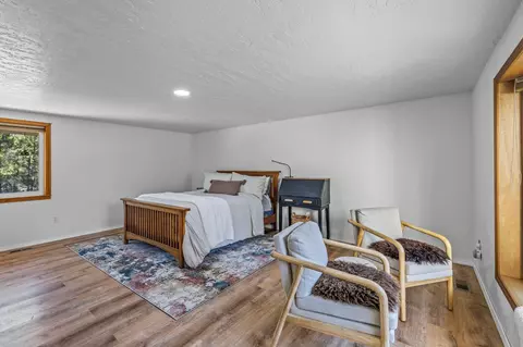 55480 Gross Dr, Bend, OR 97707 photo 21